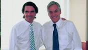 Aznar apadrina al candidato de los herederos de Pinochet