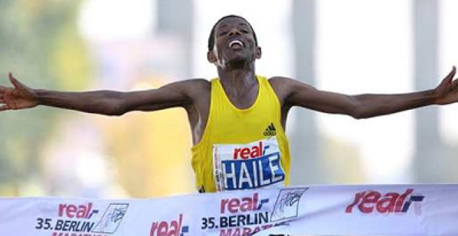 Gebrselassie busca romper su propio récord del mundo en Berlín