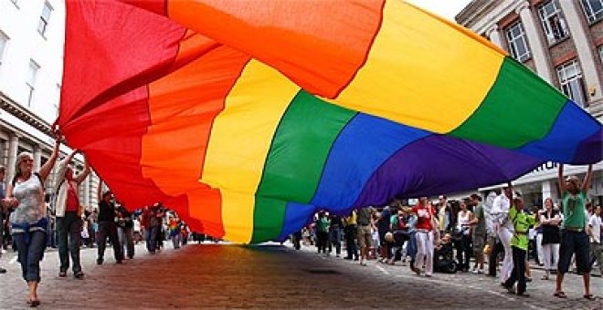 Los ultranacionalistas tumban el desfile del Orgullo Gay en Serbia