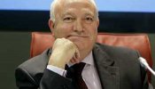 Moratinos insiste en la vía diplomática para liberar el 'Alakrana'