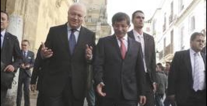 Moratinos: "El Gobierno ha desplegado todos los esfuerzos"