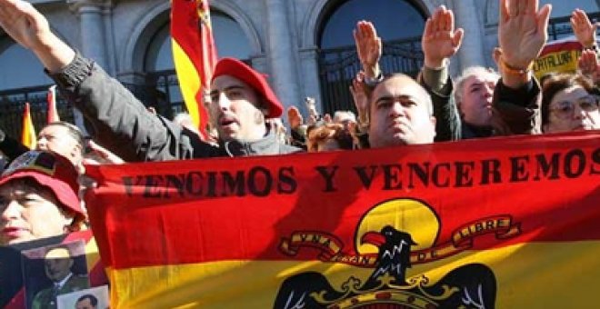 Fascistas y antifascistas se dan cita en el 20-N