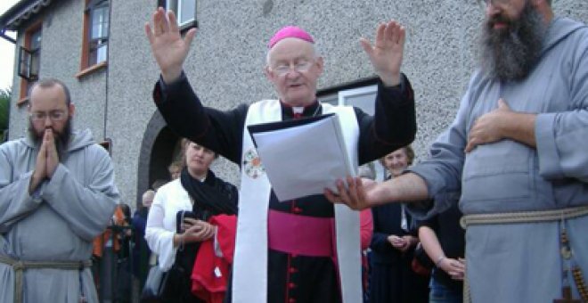 Dimite un obispo irlandés por el escándalo de los abusos