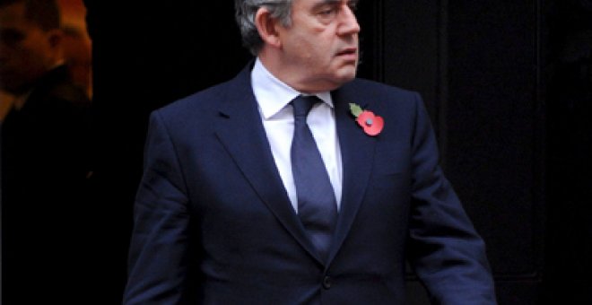 Gordon Brown presiona a la banca para abra el crédito