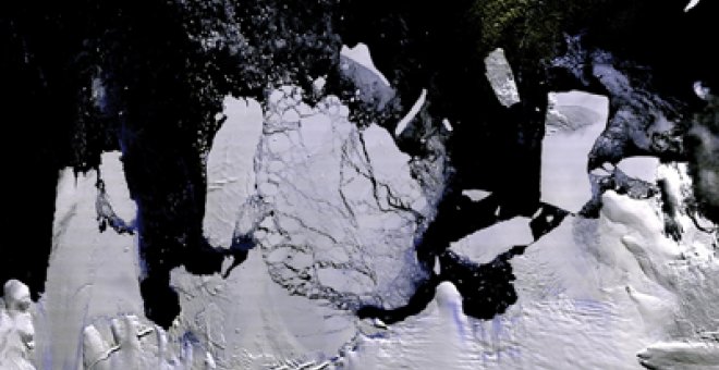 Un iceberg gigante se dirige al sur de Australia