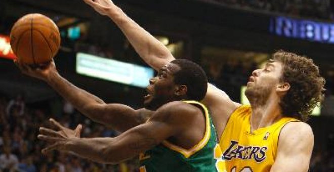 Otra gran actuación de Gasol no impide la derrota de los Lakers