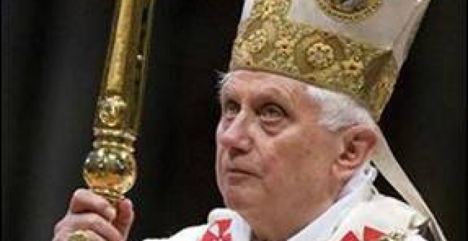 Ratzinger explica que, a falta de recuperación económica, siempre queda Dios