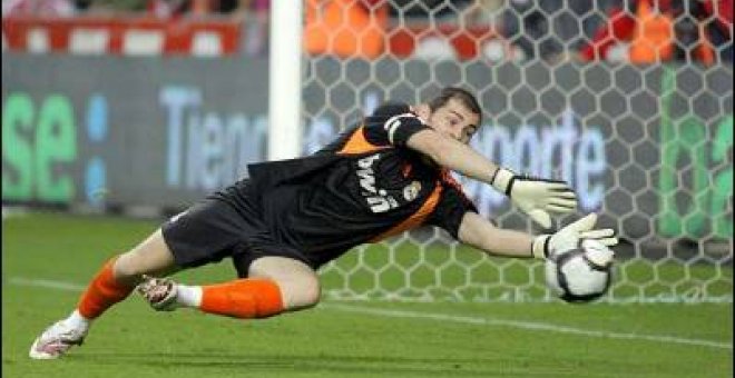 Casillas, el mejor portero del mundo en 2009