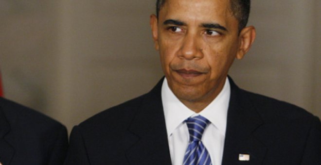 Obama anuncia la tasa bancaria para recuperar "cada centavo"