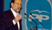 Rajoy reta a Zapatero a mantener un debate económico