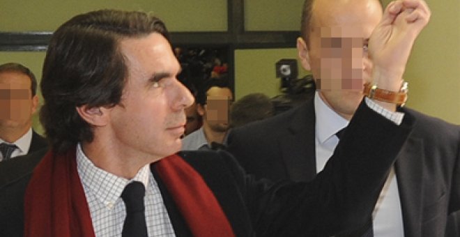 Críticas a la "berlusconada" de Aznar