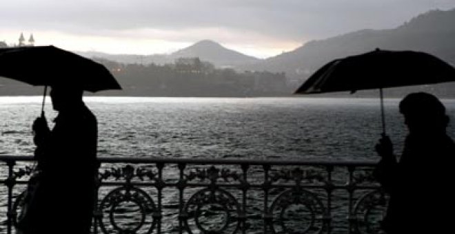 Alerta por fuertes vientos en Galicia y Canarias