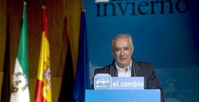 El PP eleva las críticas al pacto y ahora lo tacha de "patraña"