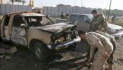Un muerto y siete heridos por la explosión de dos coches bomba en Mosul