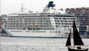 El Crucero que vende sus apartamentos de lujo recala estos días en Santander