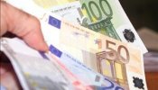 El euro bate un nuevo récord frente al dólar tras superar los 1,44 dólares