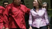 Trinidad Jiménez califica de "franca y cordial" su reunión con Hugo Chávez