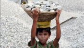 Rescatan a 54 niños obreros en condiciones de esclavitud en fábricas de Delhi