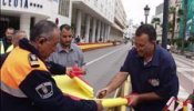 Ceuta espera a los Reyes con las calles engalanadas con la bandera española