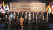 Presidentes desarrollan una intensa agenda paralela en la cumbre para tratar conflictos