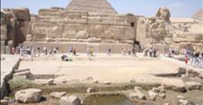 Egipto realizará un estudio para proteger la Esfinge de las aguas subterráneas