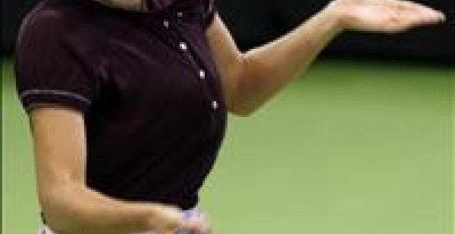 Sharapova: "Lo más importante es que he podido sacar sin pensar en el hombro"