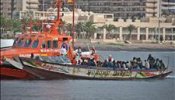 Detienen a 56 inmigrantes en Lanzarote y Gran Canaria y 18 dicen ser menores
