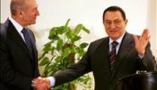 Mubarak y Olmert señalan 2008 como la fecha para un acuerdo de paz