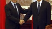 Alcatel y Suez firman contratos en China durante la visita de Sarkozy a Pekín