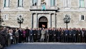 Las instituciones catalanas guardan cinco minutos silencio en condena por el atentado