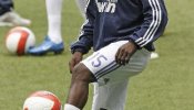 La prensa inglesa anuncia un intercambio entre Drenthe y Malouda