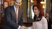 La presidenta argentina recibe al Príncipe Felipe de Borbón