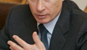 La popularidad de Putin se dispara tras proponer a Medvédev como su sucesor