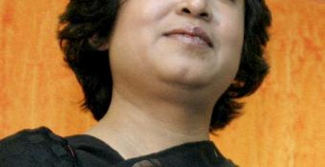 El Gobierno indio insta a la escritora Taslima Nasreen a permanecer en Delhi o irse del país