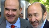Rubalcaba y Chaves encabezarán las listas del PSOE por Cádiz al Congreso y al Parlamento