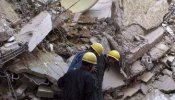 Suben a 19 los cadáveres rescatados del edificio derrumbado en Alejandría