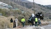 Recuperados los cuerpos de los dos ocupantes de un coche que cayó al mar en Granada