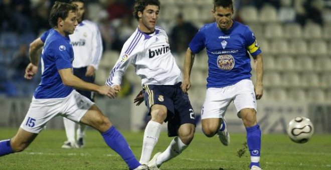Los suplentes del Real Madrid inician 2008 con un examen ante el Alicante