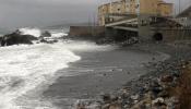Las Navieras reanudan los servicios en el Estrecho al remitir el temporal de poniente