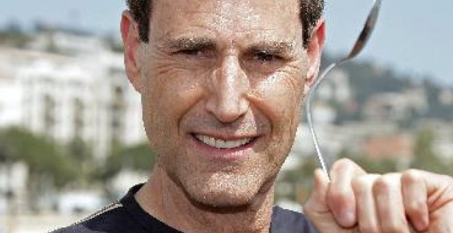 Uri Geller busca sucesor a través de un concurso de talentos en televisión