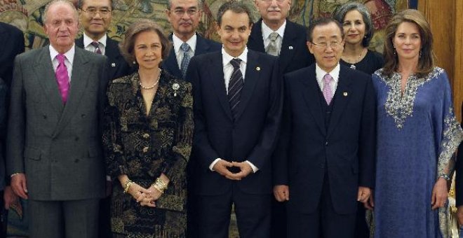 Los Reyes, con los altos mandatarios que participan en el Foro de la Alianza de Civilizaciones