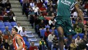 87-68. El Unicaja se pone líder tras la victoria frente al Le Mans y el pinchazo del Lietuvos