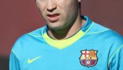 Andrés Iniesta renueva con el Barcelona hasta 2014