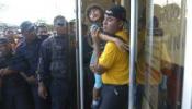 Casi 30 horas de angustia en un BBVA de Venezuela