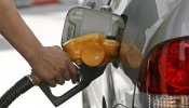 La gasolina y el gasóleo suben menos en España que en la UE