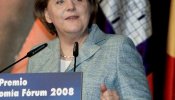 Merkel insta al SPD a "impedir" nuevos avances de la Izquierda