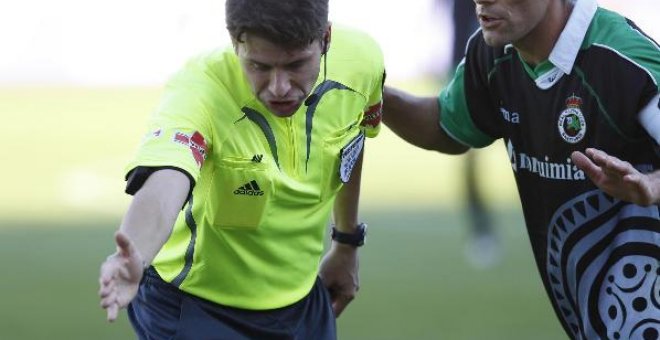 La plantilla lamenta todavía el arbitraje de Rubinos Pérez ante el Racing