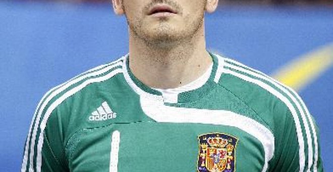 Casillas afirma que él llevaría a Raúl y Guti a la selección