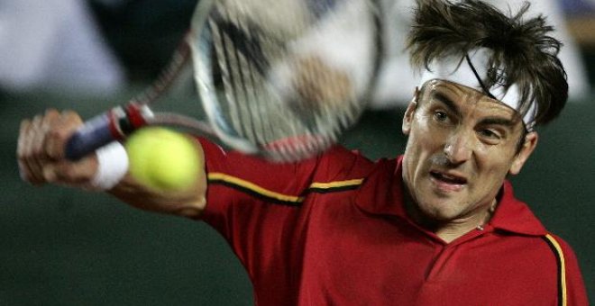 Tommy Robredo pierde en primera ronda