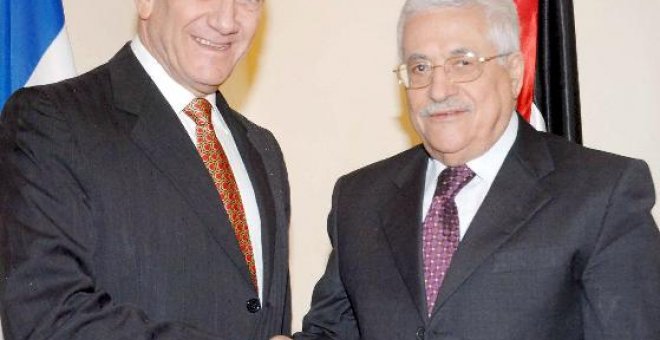 Abas y Olmert acuerdan proseguir sus reuniones "con discreción"